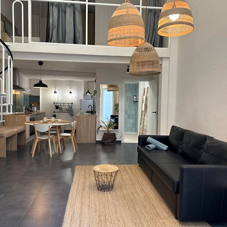 Alex- Duplex Apartment- City Valencia Exterior photo