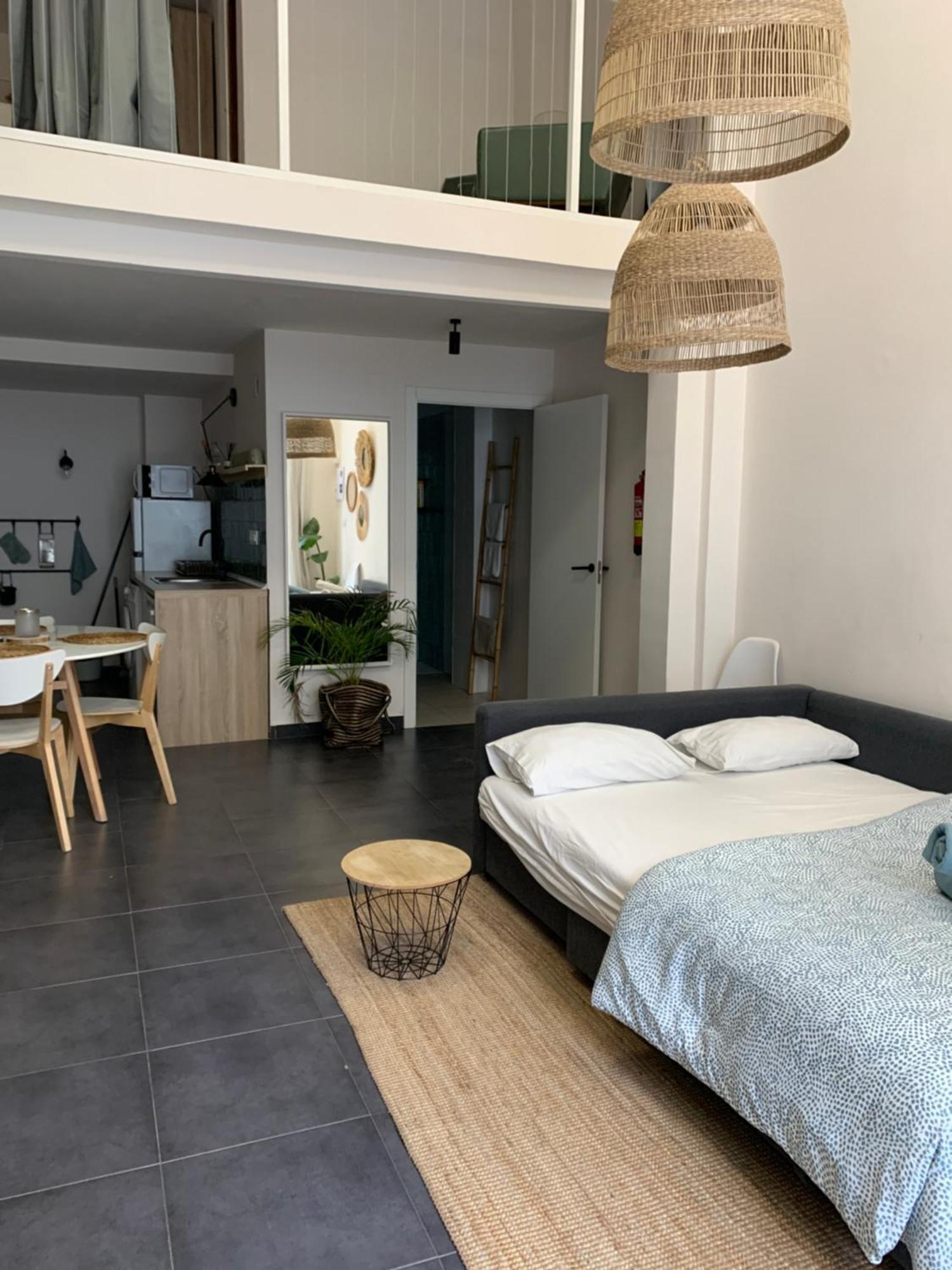 Alex- Duplex Apartment- City Valencia Exterior photo